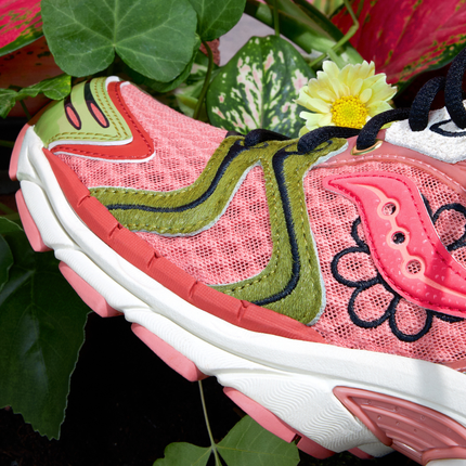 Saucony x Jae Tips Flowers Grow Uptown Progrid Triumph 4 Men's Lifestyle Sneakers Details