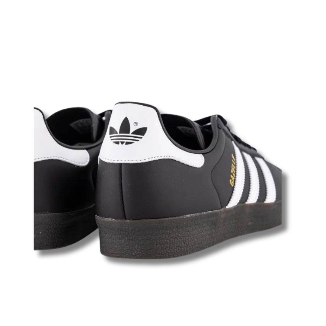 Adidas Gazelle - Black White | The back Wall