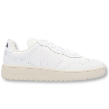 VEJA V-90 O.T. Leather - Extra White